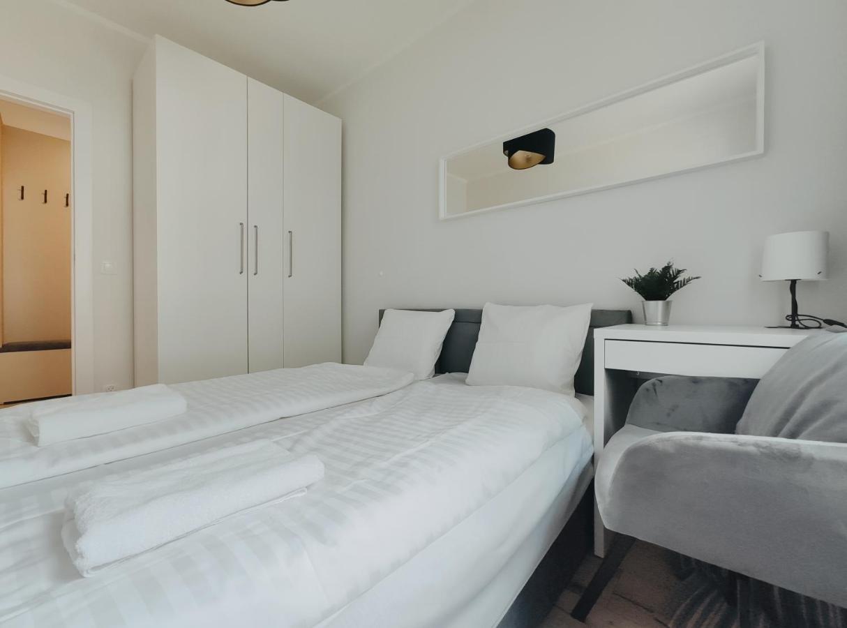 Spasowskiego 2 By Homeprime Krakow Ngoại thất bức ảnh
